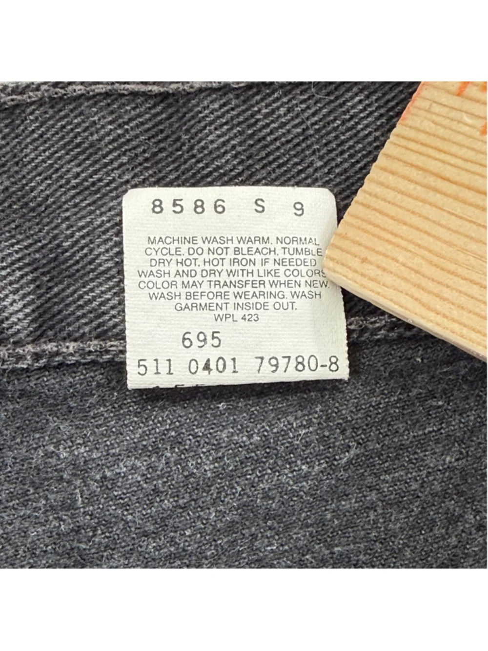 Men's Vintage Levi's 550 32x38 (Fits 30x36) Black Relaxed Fit Made In USA Black